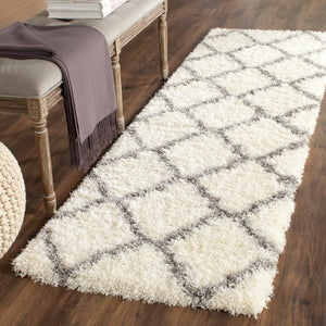 Safavieh Montreal Shag 866 Power Loomed 50% Polypropylene + 50% Polyester Shag & Flokati Rug SGM866B-29