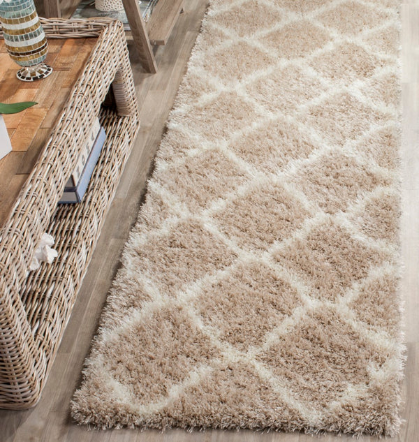 Safavieh Montreal Shag 866 Power Loomed 50% Polypropylene + 50% Polyester Shag & Flokati Rug SGM866C-25