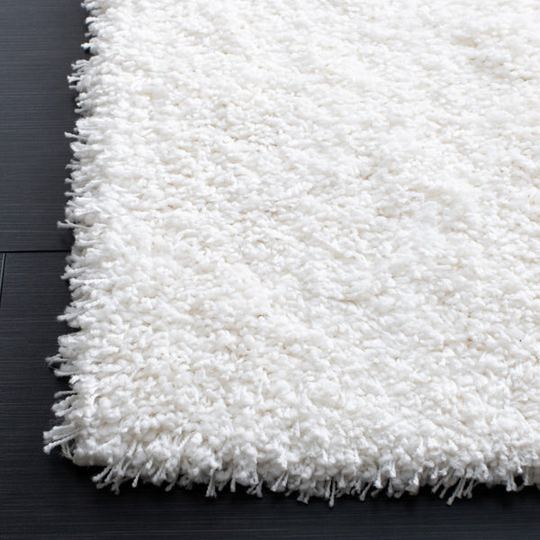 Safavieh Santa Monica Shag 725 Power Loomed Polypropylene Pile Rug SGN725-1010-3SQ