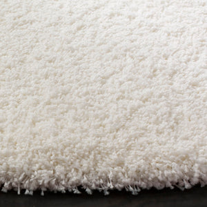 Safavieh Santa Monica Shag 725 Power Loomed Polypropylene Pile Rug SGN725-1010-3SQ