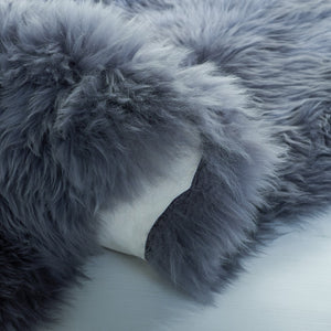 Safavieh Sheep Skin 121 Natural sheepskin Real sheepskin Rug SHS121F-1628