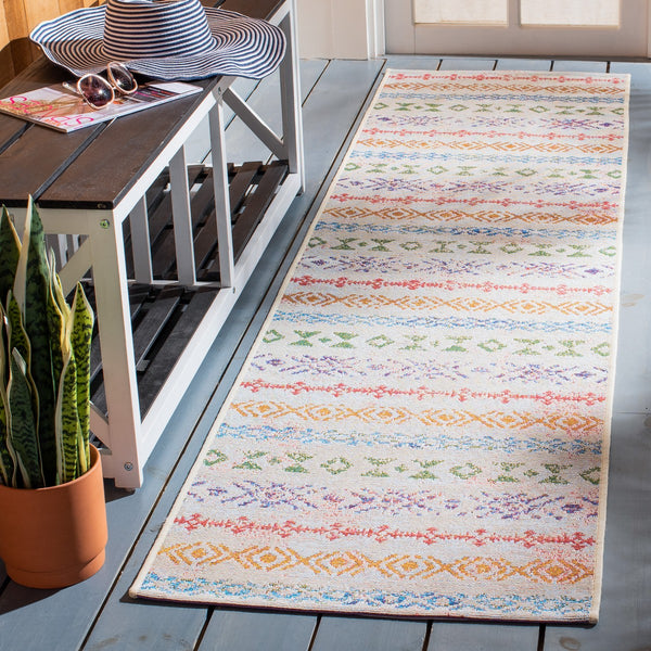 Safavieh Summer 429 Power Loomed 76% Polypropylene/23% Polyester/1% Backing Material Indoor/Outdoor Rug SMR429A-8