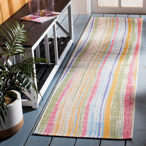 Safavieh Summer 496 Power Loomed 76% Polypropylene/23% Polyester/1% Backing Material Indoor/Outdoor Rug SMR496A-9