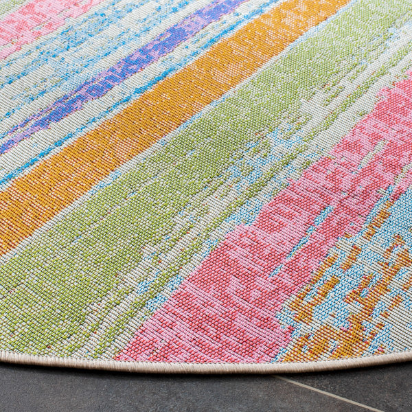 Safavieh Summer 496 Power Loomed 76% Polypropylene/23% Polyester/1% Backing Material Indoor/Outdoor Rug SMR496A-9