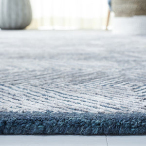 Soho 176 Hand Tufted 45% Viscose, 35% Wool, 20% Cotton Contemporary Rug Dark Grey / Ivory 45% Viscose, 35% Wool, 20% Cotton SOH176F-5