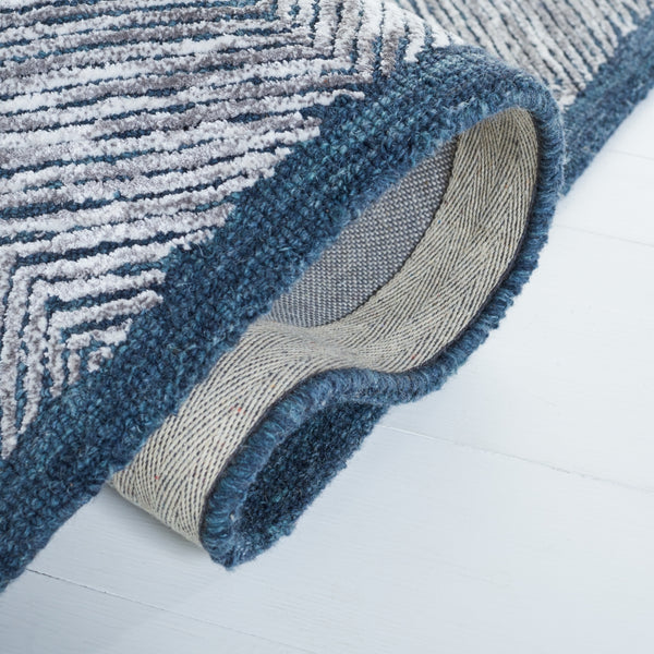 Soho 176 Hand Tufted 45% Viscose, 35% Wool, 20% Cotton Contemporary Rug Dark Grey / Ivory 45% Viscose, 35% Wool, 20% Cotton SOH176F-5