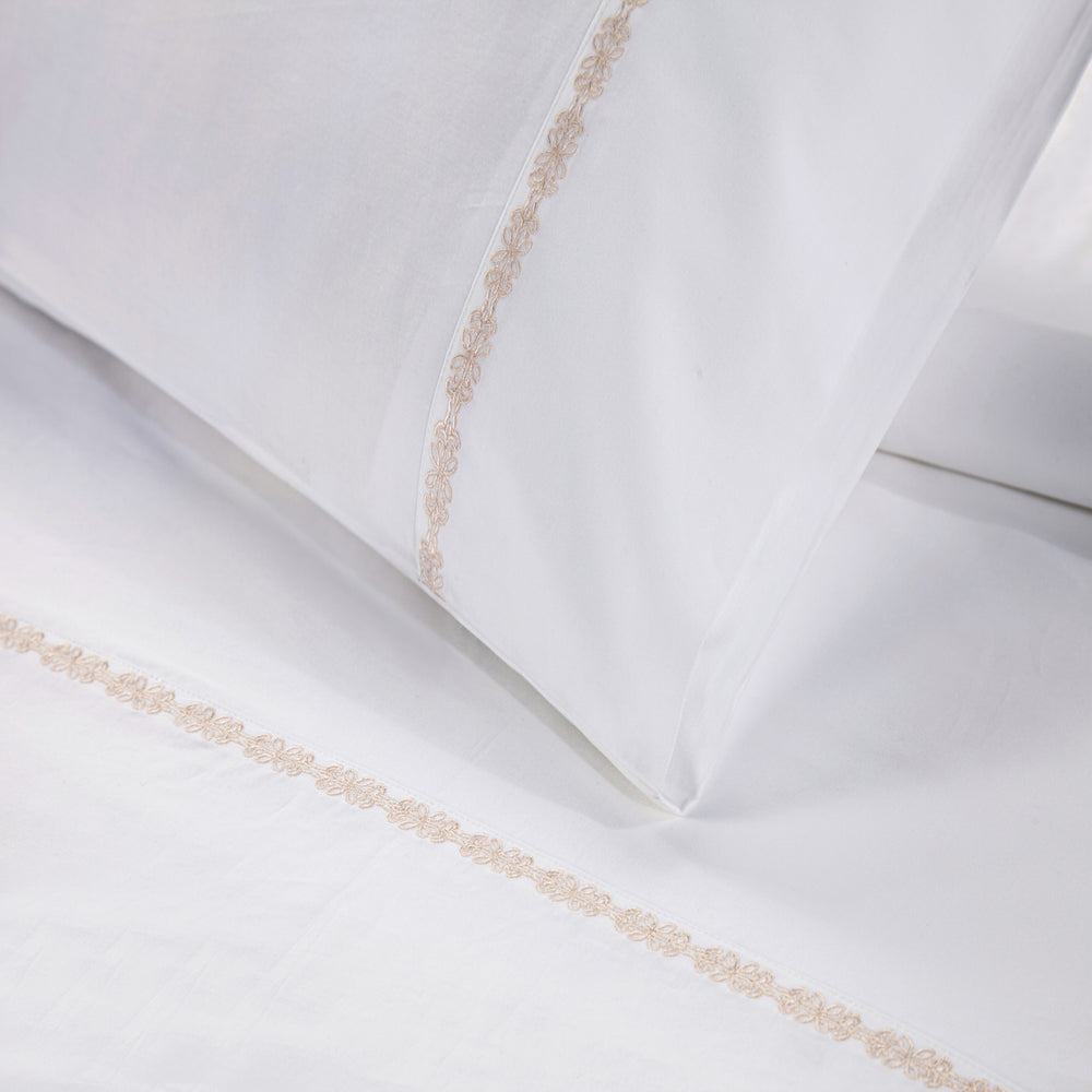 HiEnd Accents 350TC Laurel Embroidered Border Sheet Set SS3509-KG-BH Blush 100% cotton 108 x 102 x 0.3