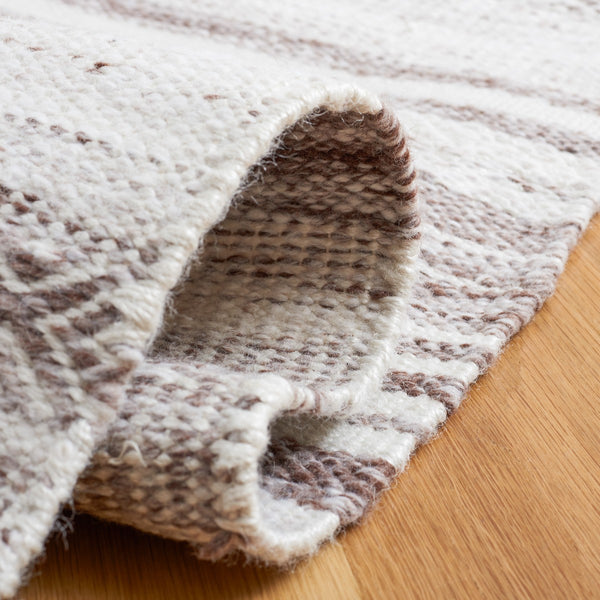 Safavieh Striped Kilim 108 Flat Weave Polyester Rug STK108T-8