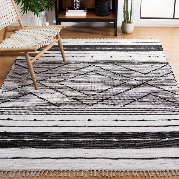 Safavieh Striped Kilim 200 Flat Weave Cotton Rug STK200Z-8