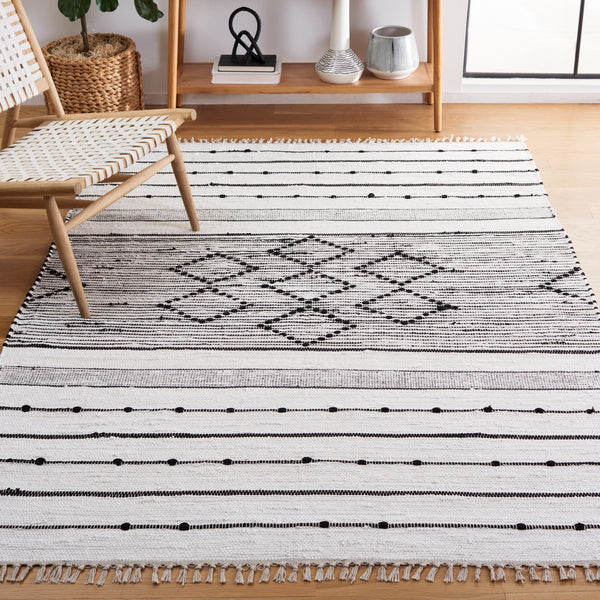 Safavieh Striped Kilim 203 Flat Weave Cotton Rug STK203A-8