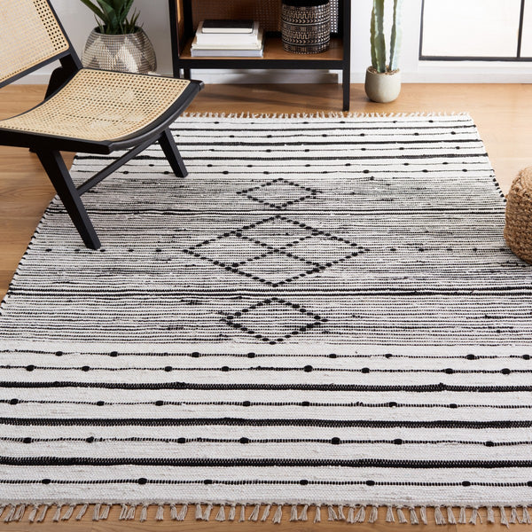 Safavieh Striped Kilim 204 Flat Weave Cotton Rug STK204A-8