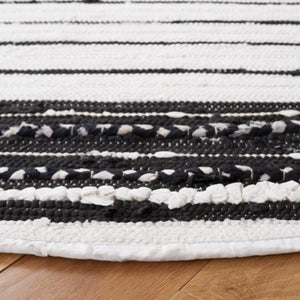 Safavieh Striped Kilim 207 Flat Weave Cotton Rug STK207Z-8