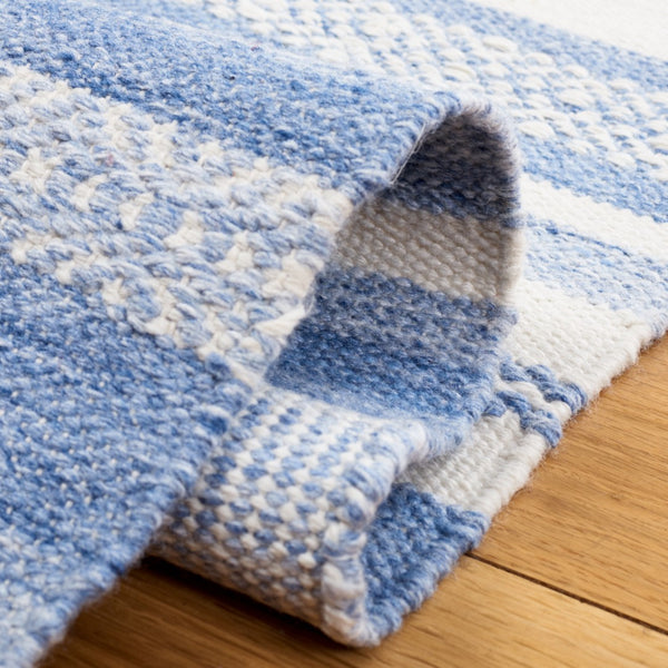 Safavieh Striped Kilim 425 Hand Woven Polyester Rug STK425M-8