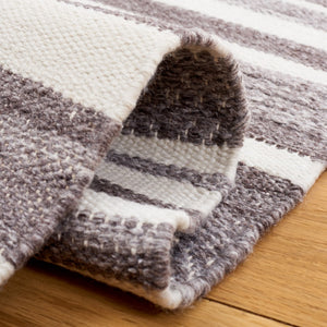 Safavieh Striped Kilim 427 Hand Woven Polyester Rug STK427F-8