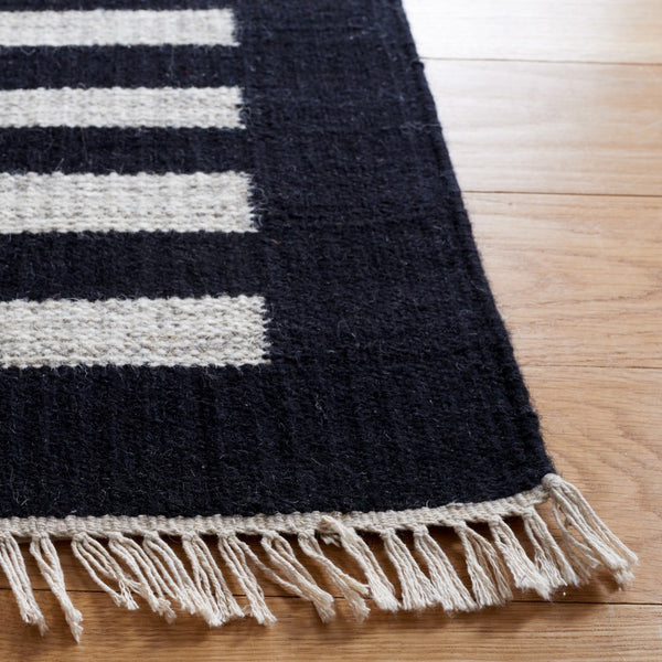 Safavieh Striped Kilim 806 Flat Weave 80% Wool/20% Cotton Contemporary Rug STK806B-8