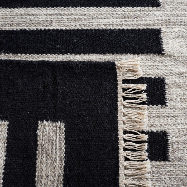 Safavieh Striped Kilim 806 Flat Weave 80% Wool/20% Cotton Contemporary Rug STK806B-8