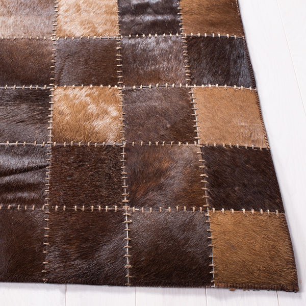 Safavieh Studio Leather 800 Hand Woven 70% Leather and 30% Felted Cloth Natural Hide Rug STL815T-6R