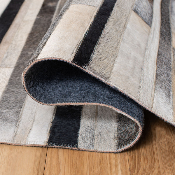 Safavieh Studio Leather 800 Hand Woven 70% Leather and 30% Felted Cloth Natural Hide Rug STL816A-6R