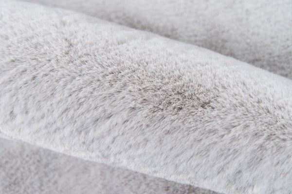 Momeni Suave Shag SUS-1 Machine Made Contemporary Solid Indoor Area Rug Grey 7'6" x 9'6" SUAVESUS-1GRY7696