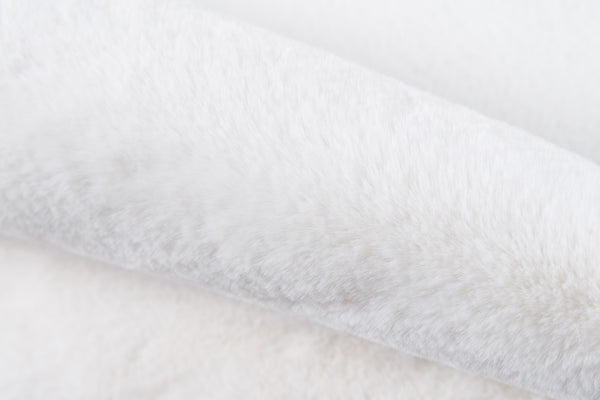 Momeni Suave Shag SUS-1 Machine Made Contemporary Solid Indoor Area Rug Ivory 7'6" x 9'6" SUAVESUS-1IVY7696