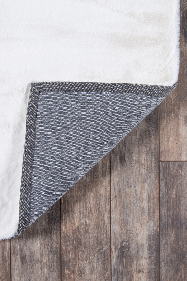 Momeni Suave Shag SUS-1 Machine Made Contemporary Solid Indoor Area Rug Ivory 7'6" x 9'6" SUAVESUS-1IVY7696