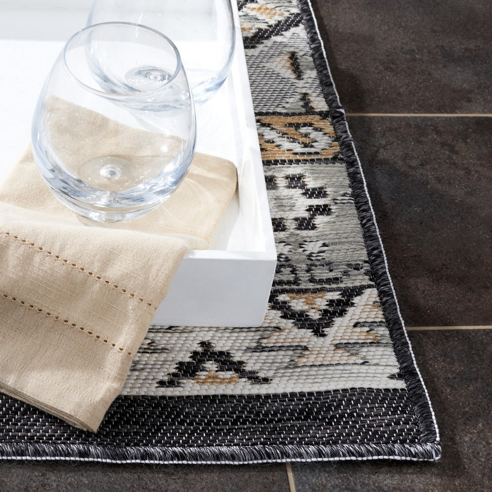 Safavieh Sunrise 629 Flatweave Indoor / Outdoor Rug Grey / Beige Black 8' x 10'