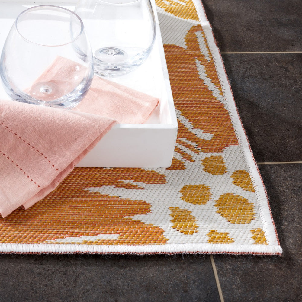 Safavieh Sunrise 689 Flatweave Indoor / Outdoor Rug Ivory / Rust Gold 8' x 10'