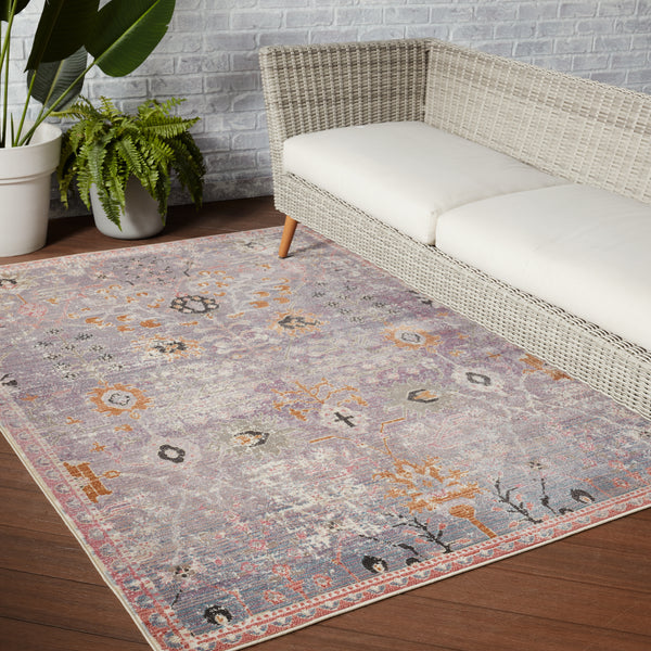 Jaipur Living Swoon Collection SWO07 Elva 78% Polyester 22% Polyester Shrink Machine Made Updated Traditional Oriental Rug RUG150689
