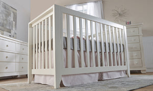 Pali Spessa Crib White Acacia, Poplar and Birch Veneer 8200-WH