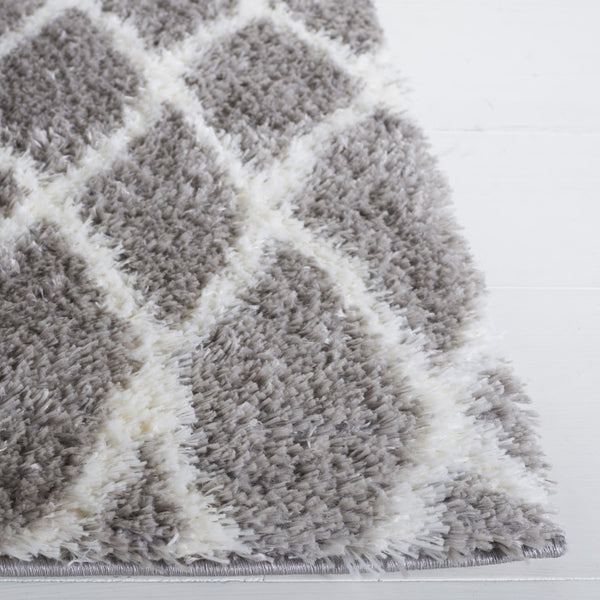 Safavieh Tahoe Shag 663 Power Loomed 60% Polypropylene/Jute 40% Contemporary Rug THO663B-5