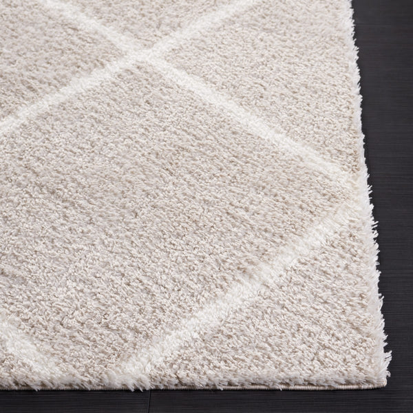 Safavieh Tahoe Shag 676 Power Loomed 60% Polypropylene/Jute 40% Contemporary Rug THO676H-5