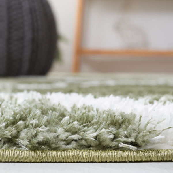 Safavieh Tahoe Shag 676 Power Loomed 60% Polypropylene/Jute 40% Contemporary Rug THO676W-5