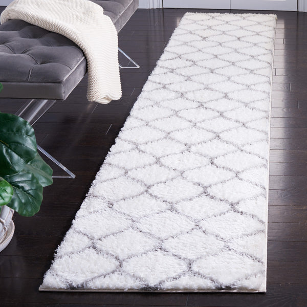 Safavieh Tahoe Shag 677 Power Loomed 60% Polypropylene/Jute 40% Contemporary Rug THO677C-29