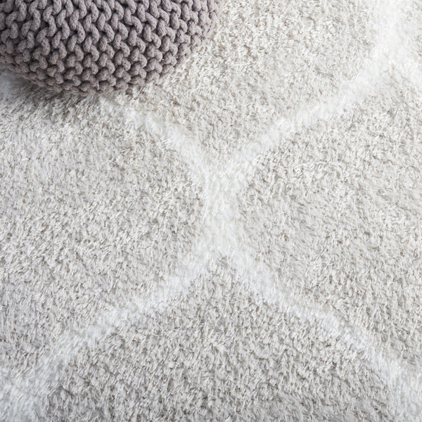 Safavieh Tahoe Shag 677 Power Loomed 60% Polypropylene/Jute 40% Contemporary Rug THO677G-5