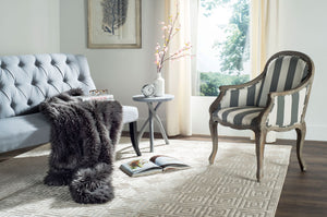 Faux Grey Shadow Fox Throw - Luxurious Soft Plush Blanket for Cozy Home Decor & Elegant Style