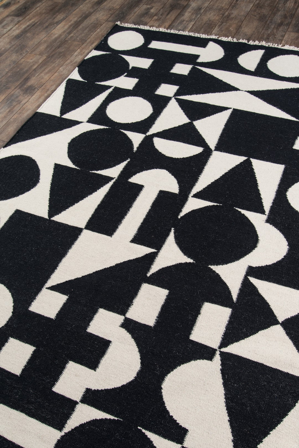 Momeni Novogratz Topanga TOP-3 Hand Woven Contemporary Geometric Indoor Area Rug Black 7'6" x 9'6" TOPANTOP-3BLK7696