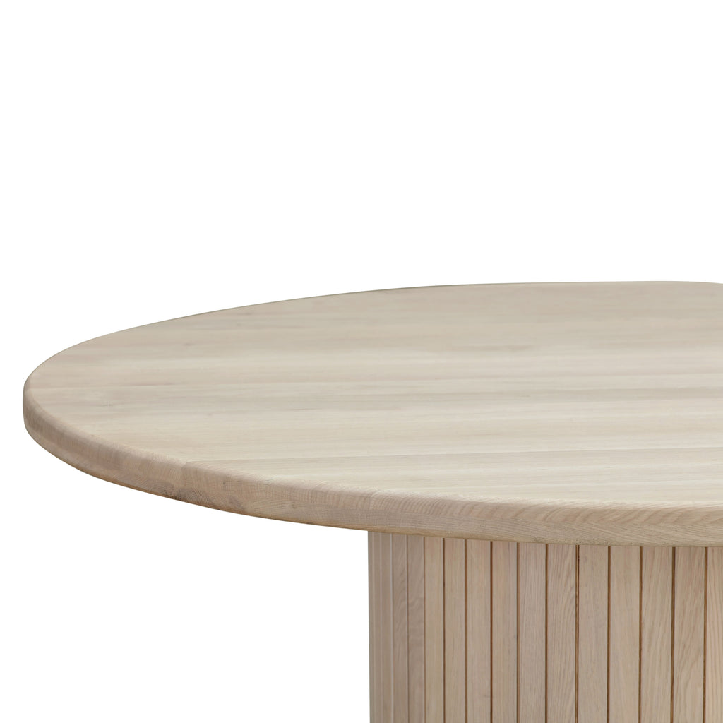 Chelsea Oak Round Dining Table