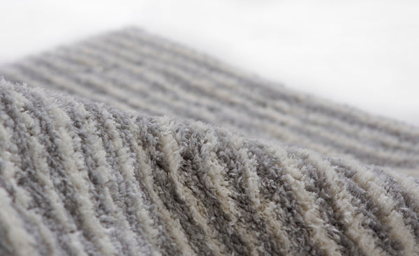 Momeni Novogratz Transcoso TCO-2 Machine Made Contemporary Striped Indoor Area Rug Grey 7'10" x 10' TRANCTCO-2GRY7AA0