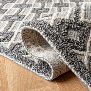 Safavieh Trace 203 Hand Tufted 65% Wool, 25% Viscose, 10% Nylon Rug Grey / Beige 9' x 12'