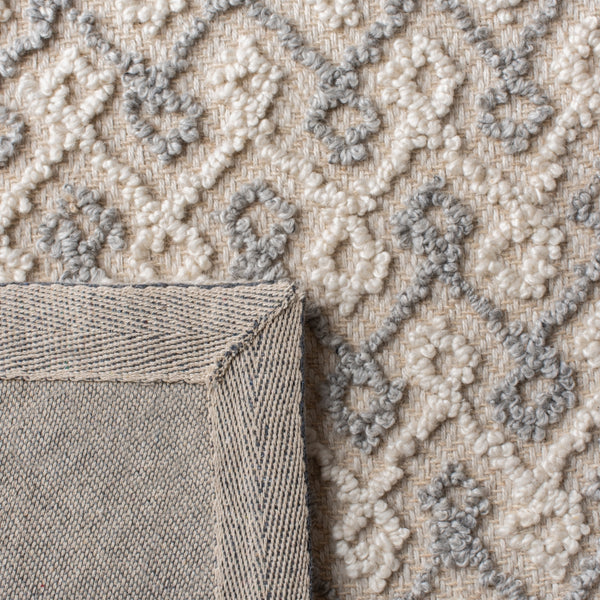 Safavieh Trace 215 Hand Tufted 65% Wool, 25% Viscose, 10% Nylon Rug Grey / Beige 9' x 12'