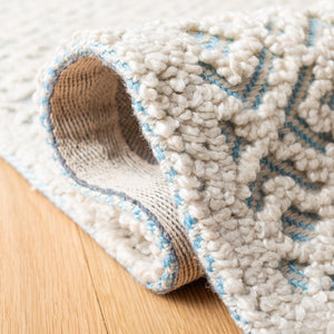 Trace 224 Contemporary Hand Tufted Wool 65%, Viscose, 25%, Nylon 10% Rug Ivory / Blue