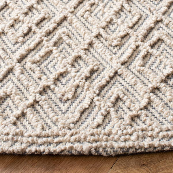 Safavieh Trace 224 Hand Tufted Pile Content: 65% Wool, 25% Viscose, 10% Nylon Rug Ivory / Blue 2'-6" x 4'