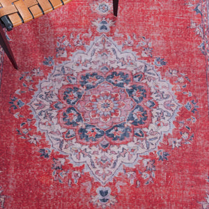 Safavieh Tucson 140 M/W S/R Power Loomed 100% Polyester Pile Traditional Rug TSN140Q-9