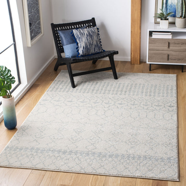 Tulum 229 Bohemian Power Loomed Polypropylene Pile Rug Ivory / Light Grey