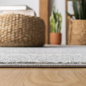 Tulum 229 Bohemian Power Loomed Polypropylene Pile Rug Light Grey / Ivory