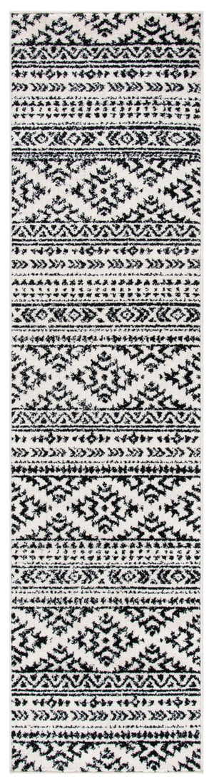 Tulum 272 Bohemian Power Loomed Polypropylene Pile Rug Ivory / Black