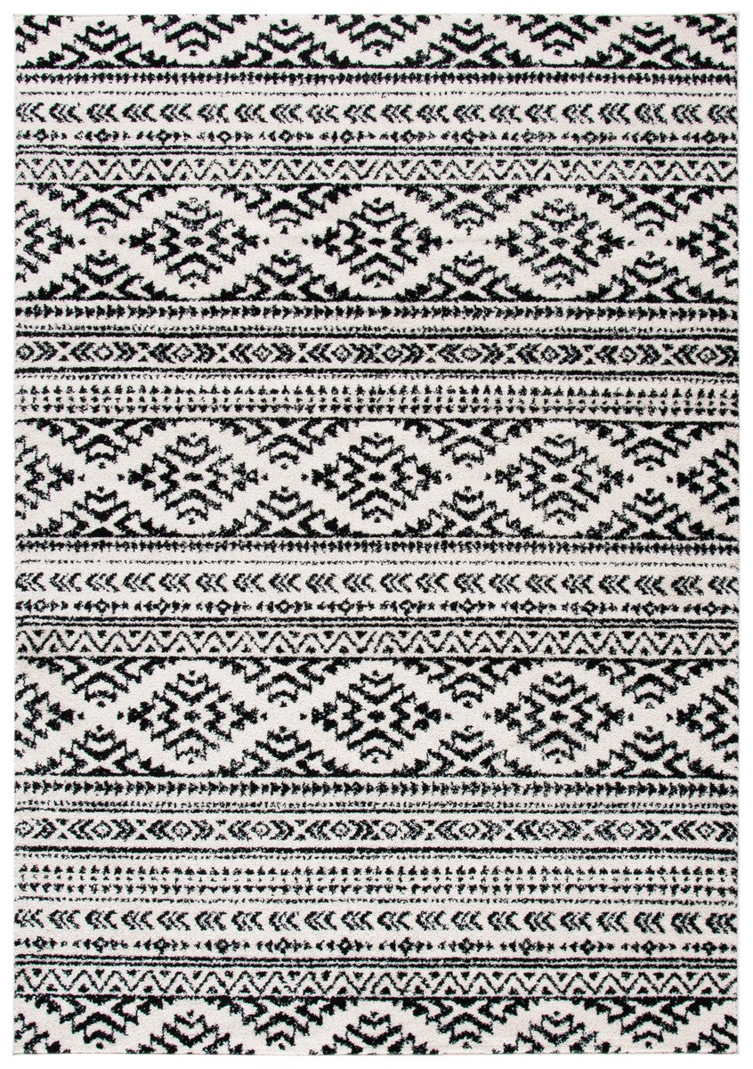 Tulum 272 Bohemian Power Loomed Polypropylene Pile Rug Ivory / Black