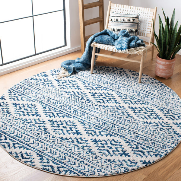 Tulum 272 Bohemian Power Loomed Polypropylene Pile Rug Ivory / Navy