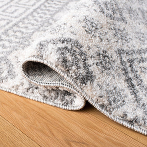 Tunisia 737 Bohemian Power Loomed 100 % Polyproplene Pile Rug Ivory / Black