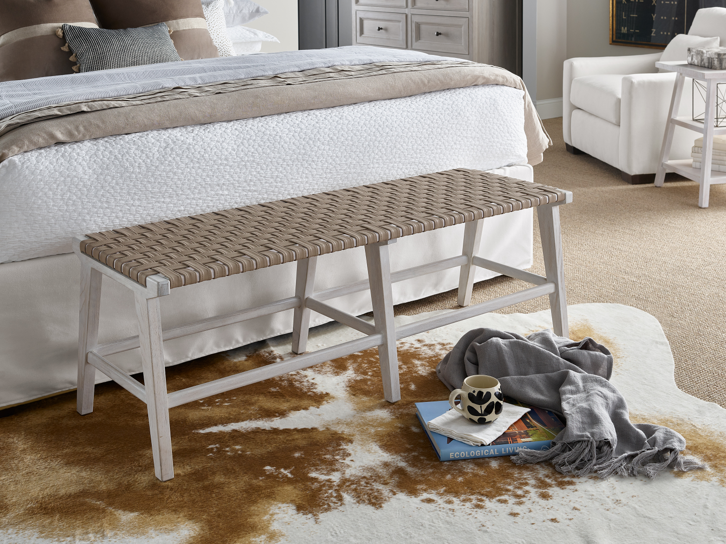 Universal Furniture Harlyn Bench - Thumbnail 3